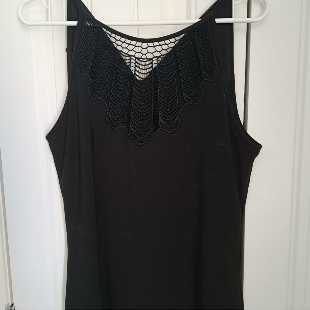 BNWT Openwork Halter Lace Detail M Black Sleeveless Top